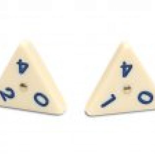 Dominó triangular