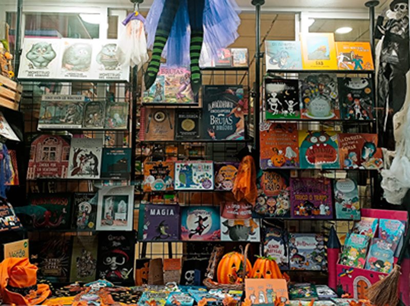 libros infantiles y juveniles en librería Maeva libros de texto alicante